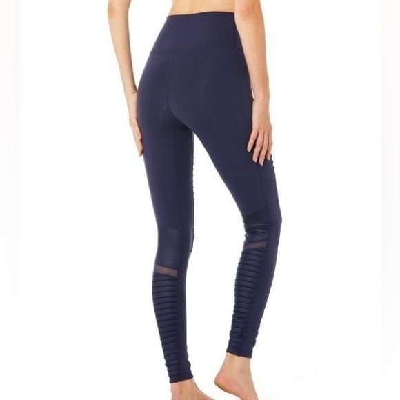 ALO Yoga 7/8 High-Waist Moto Legging (Small) - Picture 10 of 11